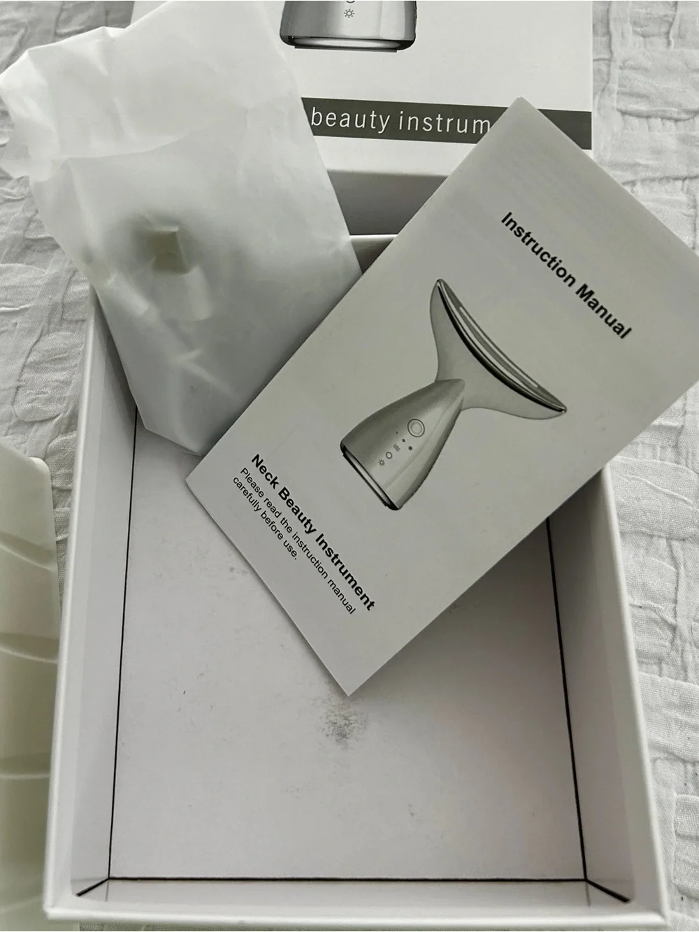 Beauty Neck DS-8822 Electric Neck Beauty Instrument - Silver